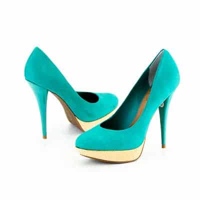 scarpin verde para várias ocasiões