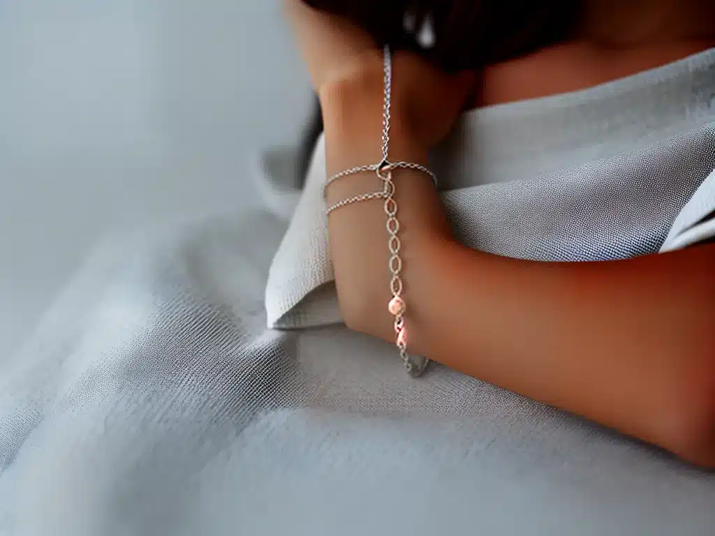 Dicas pulseiras prata elegancia minimalista 4